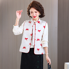 批发实拍2026春秋新中式双面<b class='q'>唐装</b><b class='q'>汉服</b>马上有钱缎面提花刺绣国风马甲