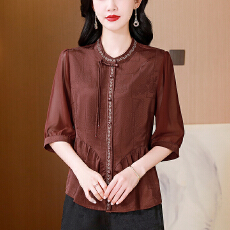 批发实拍2026夏季新款香云纱收腰上衣高端<b class='q'>品牌</b>设计感桑蚕丝刺绣小衫