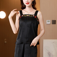 批发实拍2026夏季新款吊带<b class='q'>背心</b>内<b class='q'>搭</b>仿<b class='q'>真丝</b>桑蚕丝香云纱打底上衣