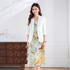 批发休闲短款西装外套女<b class='q'>七分袖</b>夏薄款新款小个子气质时尚炸街西服外套
