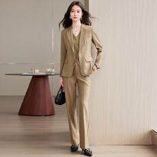 批发<b class='q'>职业</b>工作服西装外套<b class='q'>女</b>秋冬高级感简约艺考干练通勤长袖西服<b class='q'>套装</b>