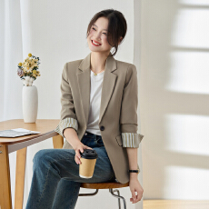 批发西装外套女2026秋冬新款高级感气质休闲百搭<b class='q'>小</b><b class='q'>西服</b>外套小个子上衣