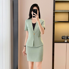 批发职业修身美容院技师短袖<b class='q'>西装</b><b class='q'>外套女</b>2026夏季新款通勤职场<b class='q'>西装</b>套装