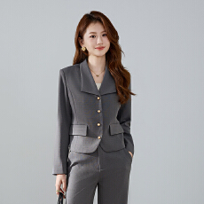 批发时尚高端小香风西服<b class='q'>外套女</b>春秋新款设计感女神范小众短款西服套装