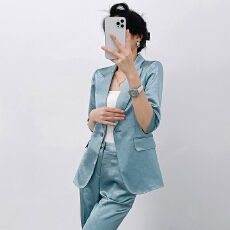 批发<b class='q'>职业</b>工作服西装外套<b class='q'>女</b>夏季高级感简约艺考干练通勤中袖西服<b class='q'>套装</b>