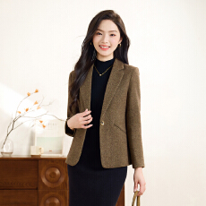 批发加棉加厚保暖修身一粒扣西装外套<b class='q'>女</b>冬装新款气质通勤百搭<b class='q'>职业</b>西服