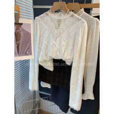 批发小性感 <b class='q'>韩国</b>东大门气质蕾丝拼接宽松镂空针织衫女上衣长袖打底衫