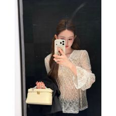 批发法式<b class='q'>娃娃领</b>长袖超好看打底衫蕾丝衫女秋冬内搭上衣叠穿百搭款小衫