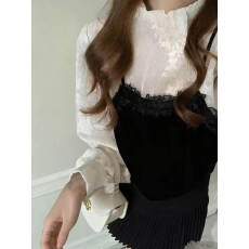 批发早春韩系新款花边丝绒<b class='q'>吊带</b>+蕾丝打底套装(纯欲系)上衣女小众减龄