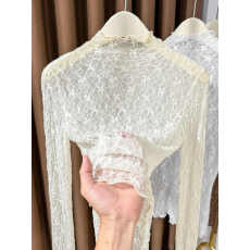 批发半高领钩花镂空网纱洋气长袖小衫女秋冬2026新款木耳边蕾丝打底衫