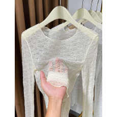 批发韩系蕾丝打底衫<b class='q'>女长袖</b>2026新款高级感圆领网纱薄款内搭镂空小衫女