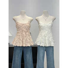 批发法式气质立体花朵吊带背心女春夏新款收腰修身高级感打底衫上衣服