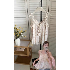 批发2026夏新款法式碎花吊带背心女V领木耳边<b class='q'>宽松</b>无袖上衣小衫娃娃衫