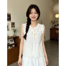 批发法式甜美<b class='q'>镂空</b>刺绣花边衬衫女2026夏季新款系带小飞袖显瘦减龄上衣