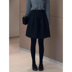 批发黑色加厚毛呢花苞裙女2025冬季爆款大码女装高腰百搭显瘦遮胯短裙