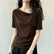 批发正肩别致设计感斜领短袖t恤女夏季新款胖mm宽松显瘦百搭减龄上衣