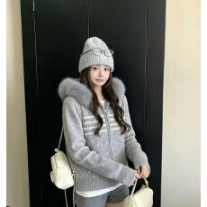 批发<b class='q'>欧洲站</b>高端2026秋季<b class='q'>新款</b>女装气质洋气针织衫高级感穿搭上衣欧货潮