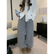 批发实拍实价   冬季<b class='q'>韩版</b>加绒加厚束脚<b class='q'>裤</b>保暖条纹阔腿休闲<b class='q'>裤</b>