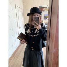 批发实拍实价   童趣动物卡通<b class='q'>毛衣</b>休闲慵懒针织<b class='q'>开衫外套</b>