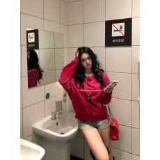 批发全消光不起球防棉华棉薄款310克/加绒410克印花斜肩露肩卫衣女