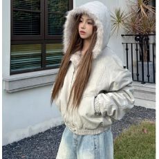 批发情侣羽绒座山雕2025冬季短款cleanfit保暖加厚情侣款毛领<b class='q'>棉衣</b>外套