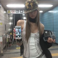 批发现huo美式辣妹风 无袖上衣设计<b class='q'>亮片</b>吊带女夏可外穿显瘦百搭