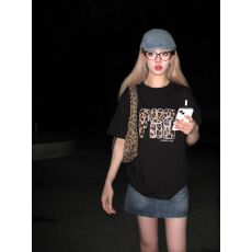 批发高品质纯棉200克精梳紧密手感好爽滑优质做工（前印花）短袖t恤女