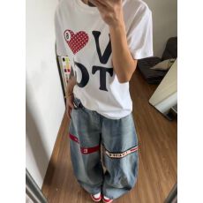 源头直播质量 21支220克精梳紧密100棉 后包领t恤爱心字母印花