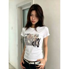 批发短款正肩T恤女（92%棉8%氨纶）修身显瘦上衣
