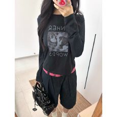 批发原版做法纯棉220克40支食毛+手感修身收腰<b class='q'>印花</b>圆型领打底长袖T恤