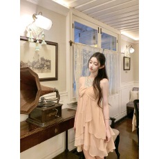 批发Hotdog 热狗很辣【月光宝石】钉珠挂脖不规则<b class='q'>连衣裙</b>女高级感短裙