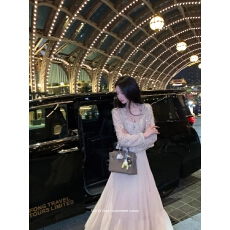 批发Sun雅乔巨好看的早秋两件套秋装外套V领雪纺吊带<b class='q'>连衣裙</b>套装女穿搭