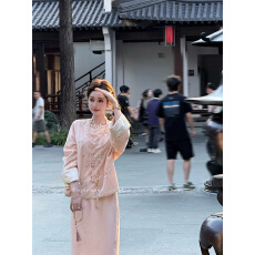 批发亭禾【一路芳华】新中式人丝丝绒珠绣外套半裙女秋季国风重工套装