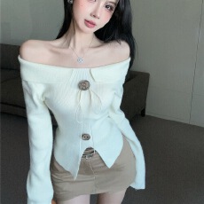 批发<b class='q'>北极</b><b class='q'>绒</b>~韩版设计感小众针织衫女修身显瘦一字领毛衣打底上衣潮