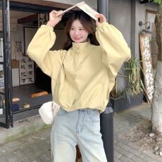 批发超好看奶黄色外套女短款2025早秋新款韩系慵懒风休闲时尚洋气<b class='q'>夹克</b>