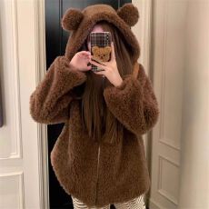 批发多巴胺羊羔毛外套女秋冬2023<b class='q'>宽松</b>设计感可爱熊耳朵<b class='q'>卫衣</b>上衣