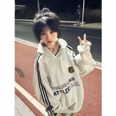 批发CVC棉食毛华棉复合银狐绒420g】三条杠连帽印花卫衣女