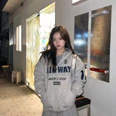 批发双头拉链【CVC棉食毛华棉复合银狐绒】连帽印花<b class='q'>开衫</b>外套女