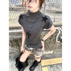 190克美赛棉+短袖上衣+修身短款+半高领星星贴布刺绣