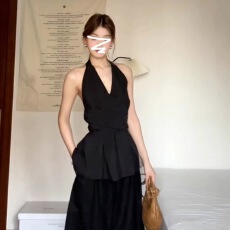 批发官图实价 黑色v领挂脖无袖<b class='q'>衬衫</b>女夏季高级感<b class='q'>显瘦</b>收腰系带露背上衣