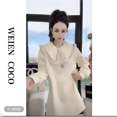 批发【薇恩COCO】时尚镶钻欧货<b class='q'>娃娃领</b>加绒卫衣中长款S6235