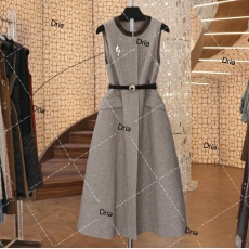 批发宠粉价秋冬新款无袖显瘦国风<b class='q'>时尚</b>宽松连衣裙W-A1744