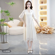 批发气质早春新款时尚优雅减龄遮肉时尚中长<b class='q'>连衣</b>裙显瘦气质