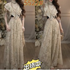 批发彼得潘大叔里昂黑缎精美蕾丝料系带修身上衣弹力腰大裙摆半裙