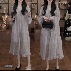 批发韩系温柔风潮流连衣裙女2026<b class='q'>春</b>秋爆款时髦优雅显高松弛感撞色裙子