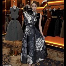 批发【GG】小香风轻奢时尚气质<b class='q'>无袖</b>设计<b class='q'>连衣裙</b>W6-DK0053