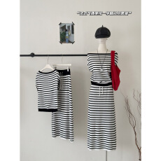 批发2026夏季新款法式气质条纹一字肩<b class='q'>针织衫</b>女高腰显瘦半身裙两件套