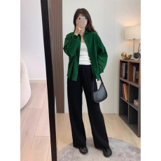 批发时髦绿色灯芯绒小众Polo领<b class='q'>长袖</b>衬衫女款秋季新款减龄宽松上衣外套