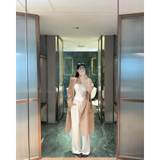批发秋日纪事 学院风连帽<b class='q'>针织</b><b class='q'>开衫</b>中<b class='q'>长款</b>毛衣外套