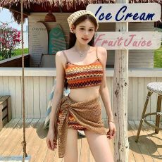 批发泳衣女2026高级感新款比基尼海边度假三件套泡温泉女款分体式泳衣